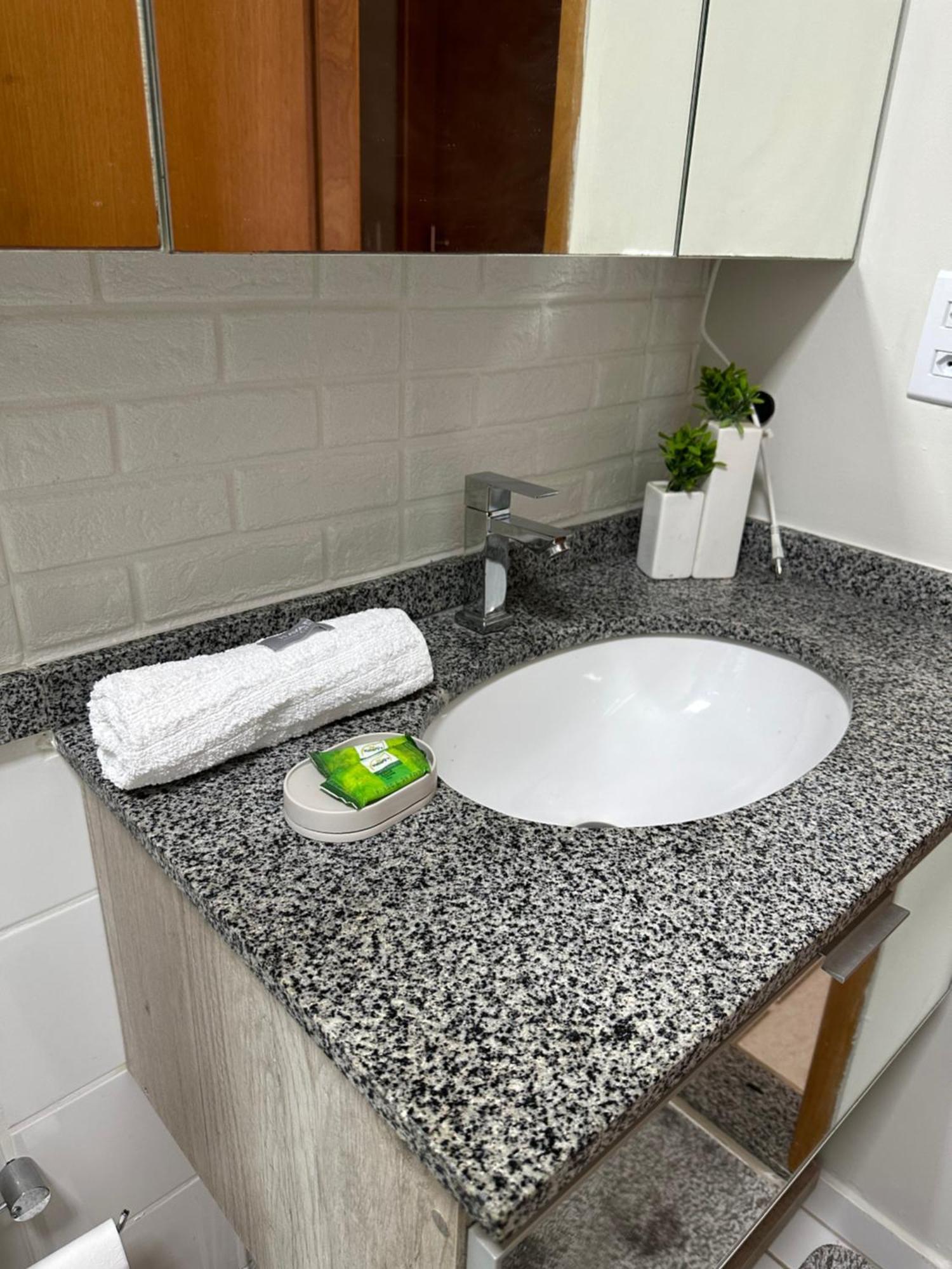 Apartamento Climatizado, 3 Quartos C Suite Garden Cuiabá Kültér fotó